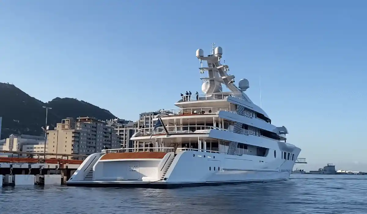 Feadship - Bliss - Super Yacht Charter - Super Yachts for Sale - Exclusive Concierge Club.webp